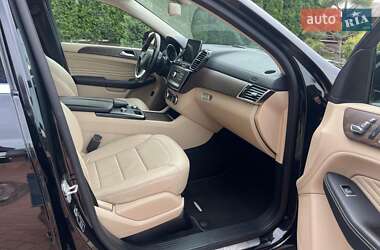 Позашляховик / Кросовер Mercedes-Benz GLE-Class 2016 в 