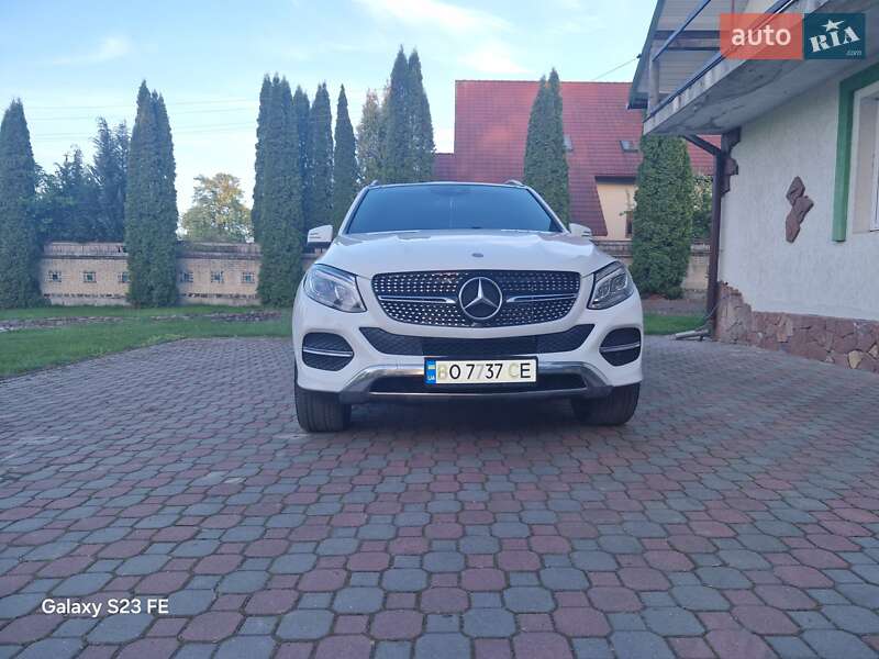 Внедорожник / Кроссовер Mercedes-Benz GLE-Class 2016 в Тернополе