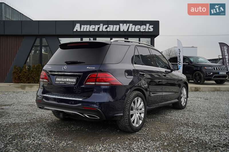 Позашляховик / Кросовер Mercedes-Benz GLE-Class 2016 в Чернівцях