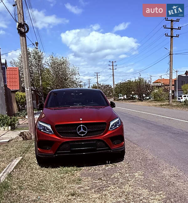 Внедорожник / Кроссовер Mercedes-Benz GLE-Class 2017 в Овидиополе