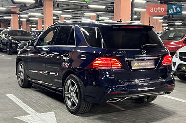 Внедорожник / Кроссовер Mercedes-Benz GLE-Class 2016 в 