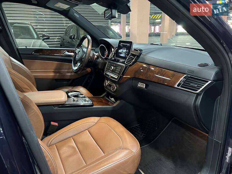 Внедорожник / Кроссовер Mercedes-Benz GLE-Class 2016 в Киеве