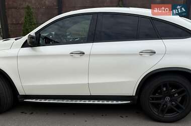 Внедорожник / Кроссовер Mercedes-Benz GLE-Class 2017 в 