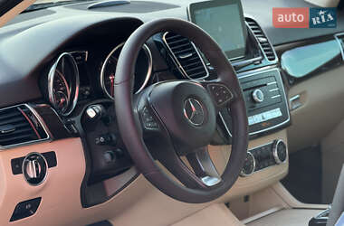 Внедорожник / Кроссовер Mercedes-Benz GLE-Class 2016 в 