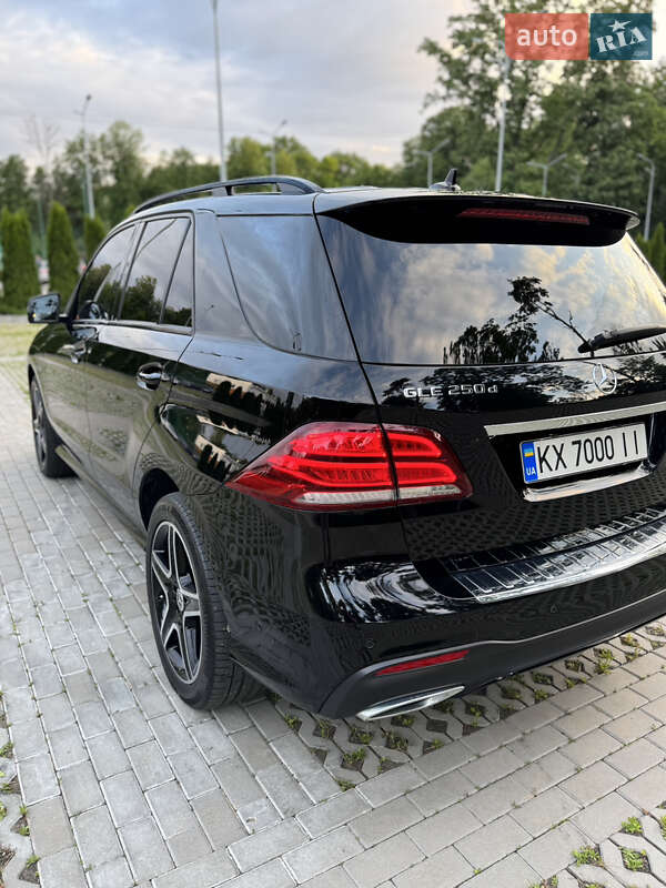 Позашляховик / Кросовер Mercedes-Benz GLE-Class 2018 в Харкові
