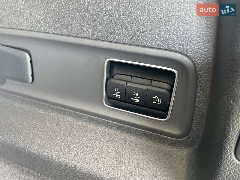 Внедорожник / Кроссовер Mercedes-Benz GLE-Class 2019 в Киеве