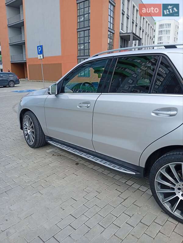 Внедорожник / Кроссовер Mercedes-Benz GLE-Class 2015 в Львове