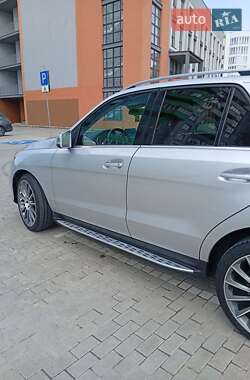 Внедорожник / Кроссовер Mercedes-Benz GLE-Class 2015 в 