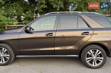 Внедорожник / Кроссовер Mercedes-Benz GLE-Class 2017 в 