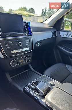 Внедорожник / Кроссовер Mercedes-Benz GLE-Class 2017 в 