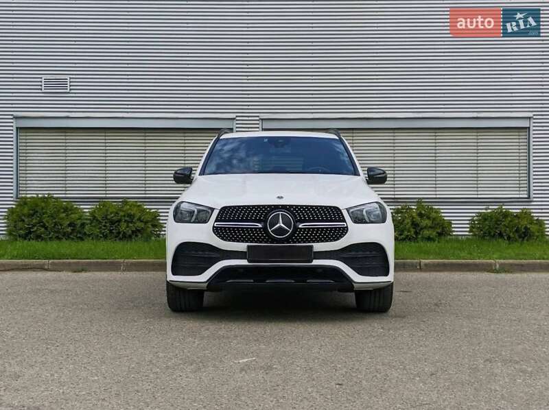 Внедорожник / Кроссовер Mercedes-Benz GLE-Class 2019 в 