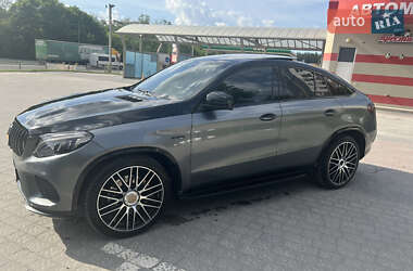 Внедорожник / Кроссовер Mercedes-Benz GLE-Class 2016 в 