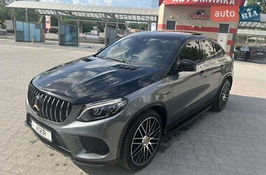 Внедорожник / Кроссовер Mercedes-Benz GLE-Class 2016 в 