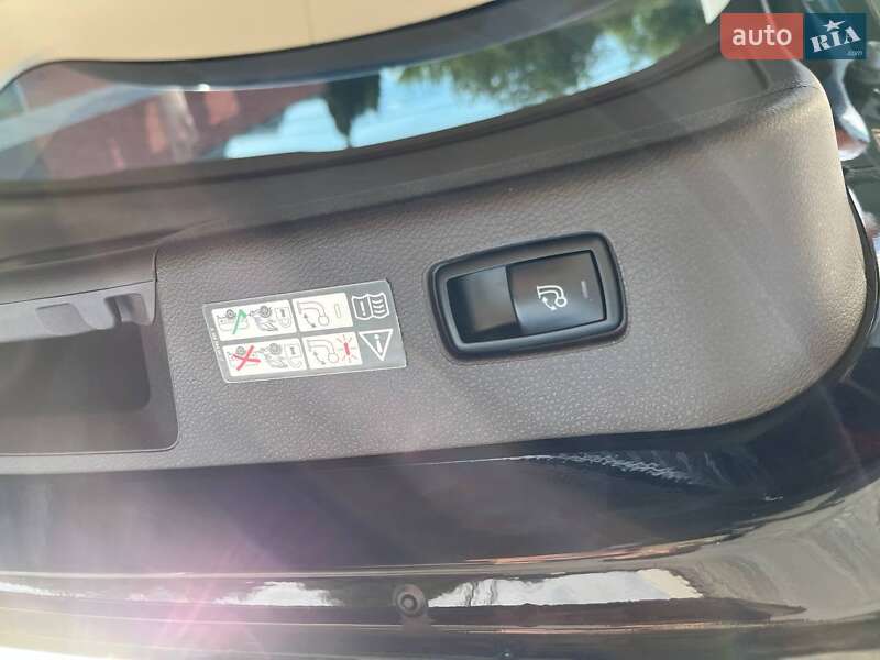 Внедорожник / Кроссовер Mercedes-Benz GLE-Class 2016 в Виннице