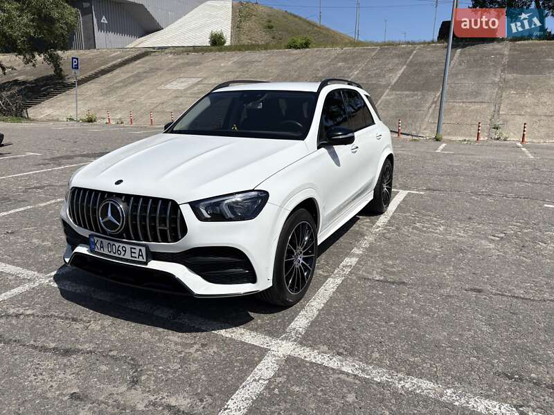 Внедорожник / Кроссовер Mercedes-Benz GLE-Class 2019 в Киеве