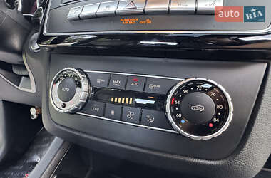 Внедорожник / Кроссовер Mercedes-Benz GLE-Class 2018 в 