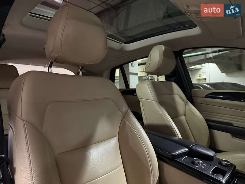 Позашляховик / Кросовер Mercedes-Benz GLE-Class 2015 в Києві