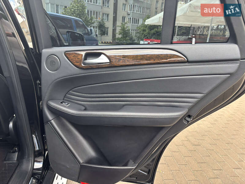 Позашляховик / Кросовер Mercedes-Benz GLE-Class 2015 в Києві