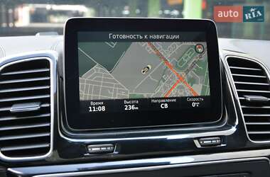 Позашляховик / Кросовер Mercedes-Benz GLE-Class 2016 в 