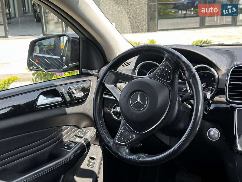 Внедорожник / Кроссовер Mercedes-Benz GLE-Class 2016 в Ужгороде
