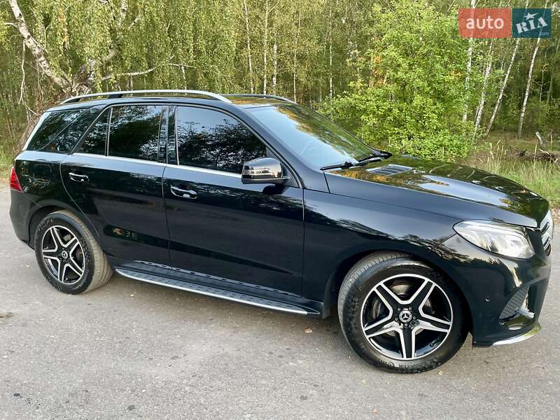 Внедорожник / Кроссовер Mercedes-Benz GLE-Class 2016 в Киеве