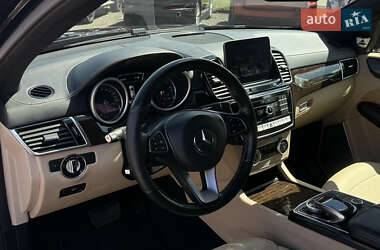 Позашляховик / Кросовер Mercedes-Benz GLE-Class 2016 в 