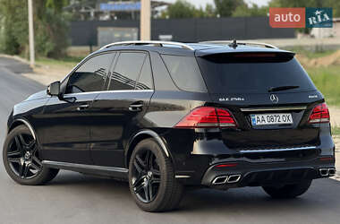 Внедорожник / Кроссовер Mercedes-Benz GLE-Class 2015 в 