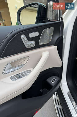 Позашляховик / Кросовер Mercedes-Benz GLE-Class 2021 в 