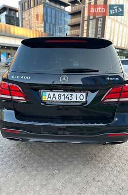 Внедорожник / Кроссовер Mercedes-Benz GLE-Class 2016 в 