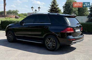 Внедорожник / Кроссовер Mercedes-Benz GLE-Class 2016 в 