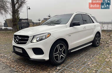 Внедорожник / Кроссовер Mercedes-Benz GLE-Class 2017 в 