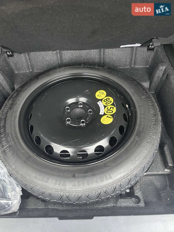 Внедорожник / Кроссовер Mercedes-Benz GLE-Class 2017 в Киеве