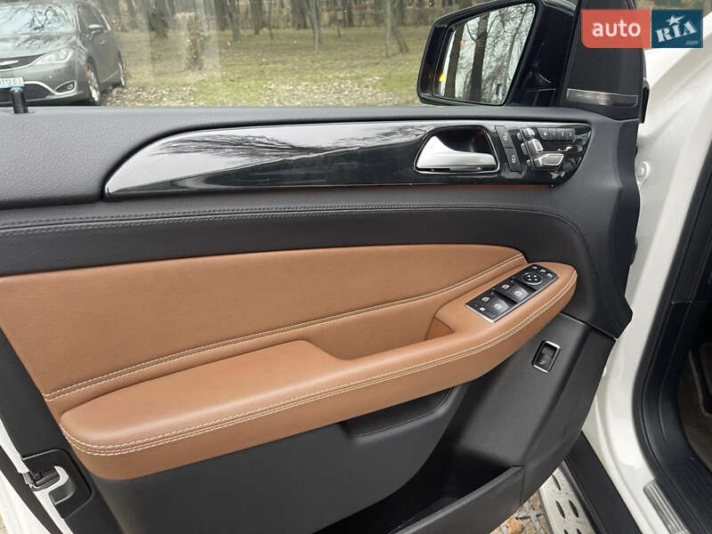 Внедорожник / Кроссовер Mercedes-Benz GLE-Class 2017 в Киеве