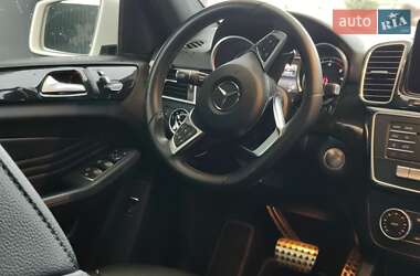 Внедорожник / Кроссовер Mercedes-Benz GLE-Class 2016 в 