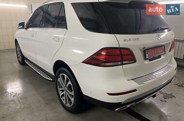 Внедорожник / Кроссовер Mercedes-Benz GLE-Class 2017 в 