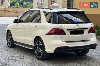 Внедорожник / Кроссовер Mercedes-Benz GLE-Class 2018 в 