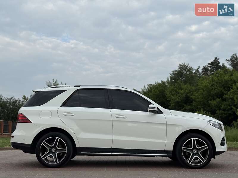 Внедорожник / Кроссовер Mercedes-Benz GLE-Class 2016 в Киеве