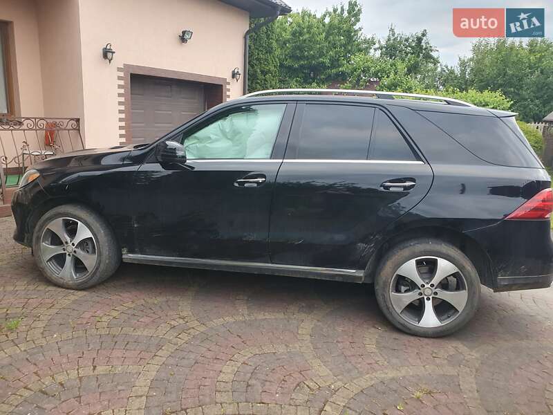 Внедорожник / Кроссовер Mercedes-Benz GLE-Class 2015 в Ивано-Франковске