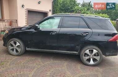 Внедорожник / Кроссовер Mercedes-Benz GLE-Class 2015 в 