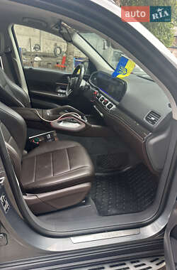 Внедорожник / Кроссовер Mercedes-Benz GLE-Class 2019 в 
