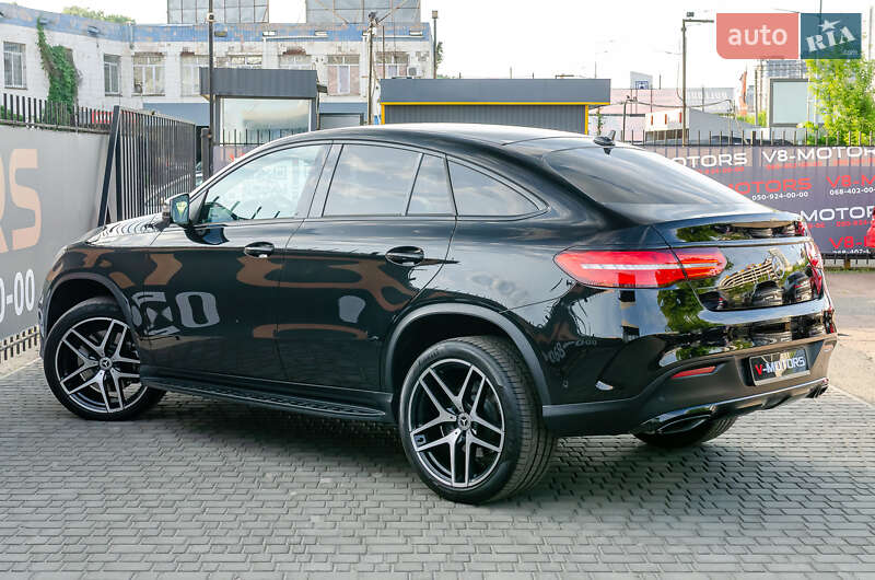 Позашляховик / Кросовер Mercedes-Benz GLE-Class 2015 в Києві