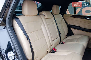 Внедорожник / Кроссовер Mercedes-Benz GLE-Class 2015 в 