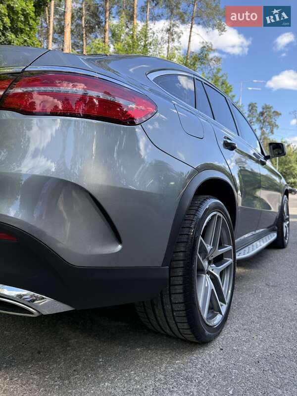 Внедорожник / Кроссовер Mercedes-Benz GLE-Class 2015 в Киеве