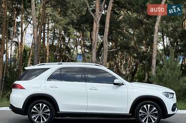 Внедорожник / Кроссовер Mercedes-Benz GLE-Class 2019 в 