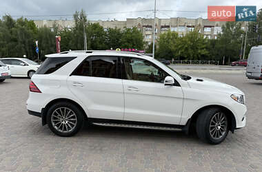 Внедорожник / Кроссовер Mercedes-Benz GLE-Class 2016 в 
