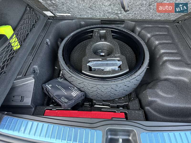 Внедорожник / Кроссовер Mercedes-Benz GLE-Class 2024 в Киеве