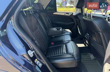 Внедорожник / Кроссовер Mercedes-Benz GLE-Class 2016 в 