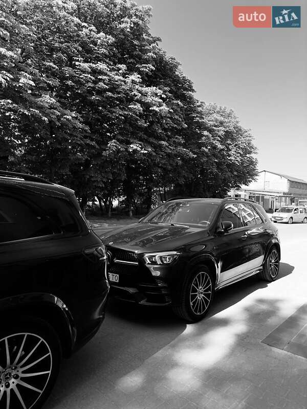 Внедорожник / Кроссовер Mercedes-Benz GLE-Class 2021 в 
