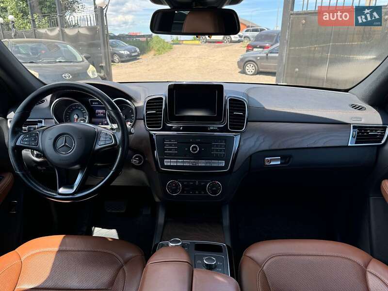 Внедорожник / Кроссовер Mercedes-Benz GLE-Class 2016 в Киеве