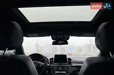 Внедорожник / Кроссовер Mercedes-Benz GLE-Class 2018 в 